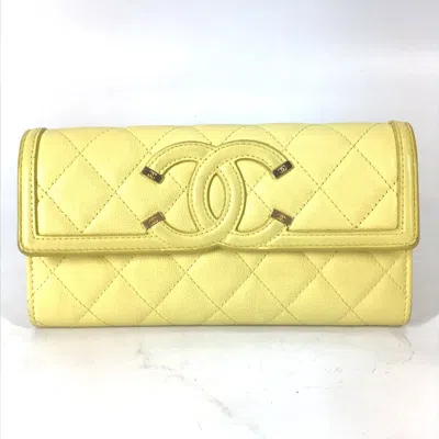 Pre-owned Chanel Yellow Leather Long Wallet (bi-fold) ()