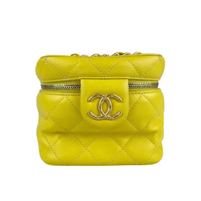 Pre-owned Chanel Yellow Leather Shoulder Bag ()