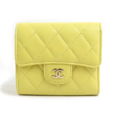 Pre-owned Chanel Yellow Leather Wallet (tri-fold) ()