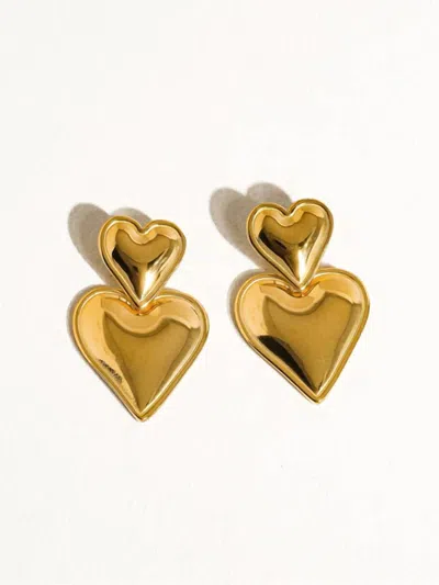Chansuttpearls Double Heart Earrings In Gold