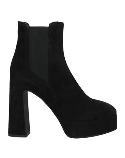 Chantal 1962 Woman Ankle Boots Black Size 8 Leather