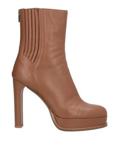 Chantal 1962 Woman Ankle Boots Camel Size 5 Leather In Sand