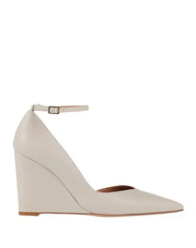 Chantal 1962 Woman Pumps Off White Size 6 Leather
