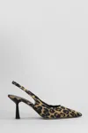 Shop Chantal Pumps In Multicolor