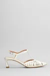 Chantal Leather Pumps In White