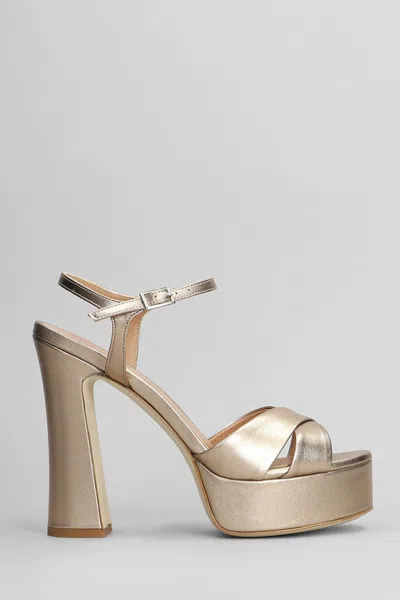 Chantal Sandals In Brown