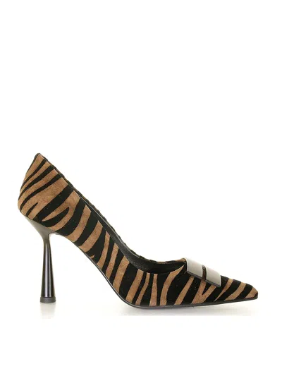 Chantal Suede Pumps In Orange