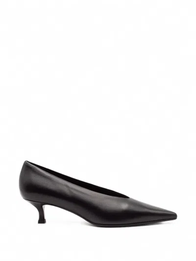 Chantal Tapered-toe Leather Pumps In Black