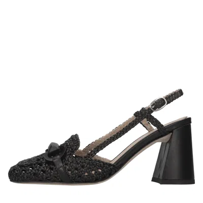 Chantal With Heel In Black