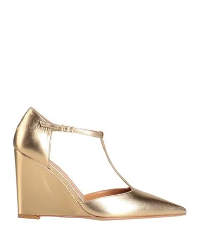 Chantal Woman Pumps Gold Size 5 Leather