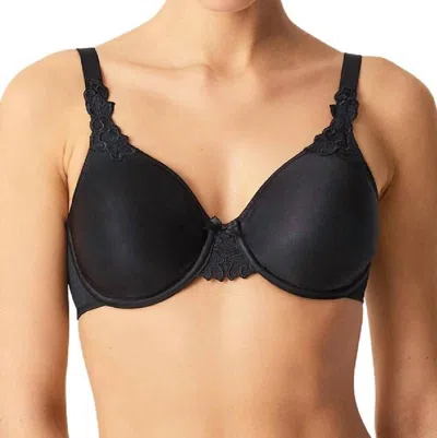 Chantelle Hedona Moulded Underwire Bra In Black