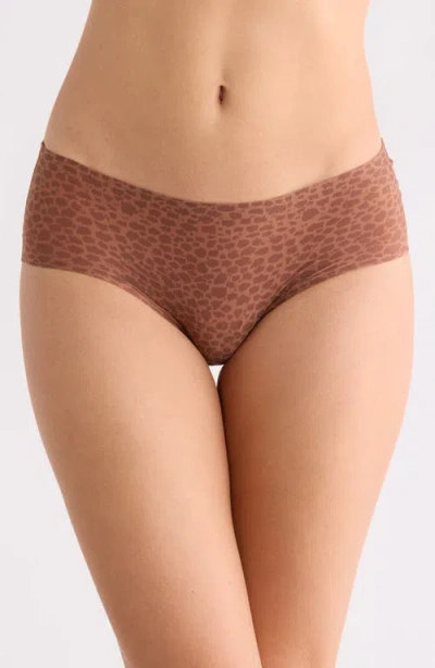 Chantelle Lingerie Soft Stretch Seamless Hipster Panties In Brown