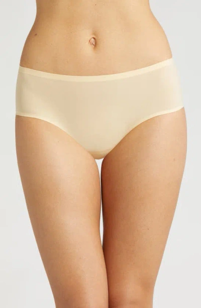 Chantelle Lingerie Soft Stretch Seamless Hipster Panties In Sunflower Yellow
