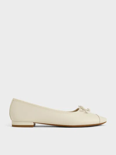Charles & Keith - Glennis Bow Ballet Flats In Gold