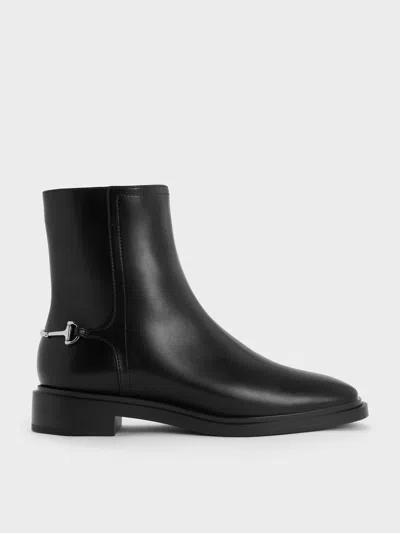 Charles & Keith - Erinna Metallic-accent Side-zip Ankle Boots In Black