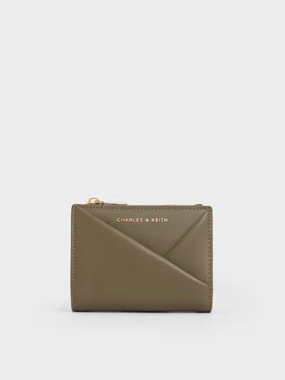 Charles & Keith - Midori Geometric Top-zip Wallet In Green