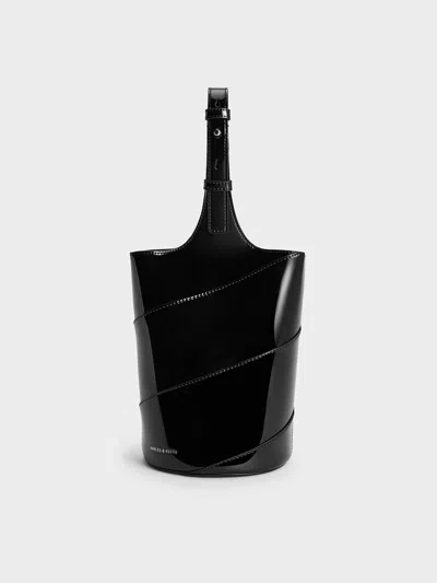 Charles & Keith - Trin Patent Cylindrical Bucket Bag In Noir