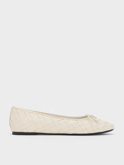 Charles & Keith - Woven Bow Ballet Flats In Chalk