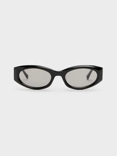 Charles & Keith - Aubrey Oval Sunglasses In Black