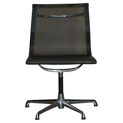 Pre-owned Charles And Ray Eames 1 Of 3 Vintage Vitra Icf Eames Ea105 Hopsak Swivel Office Armchairs In Black