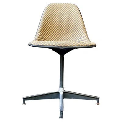 Pre-owned Charles And Ray Eames 1950s Herman Miller Eames Psc Swivel Desk Chair, Alexander Girard Checkerboard In Sand