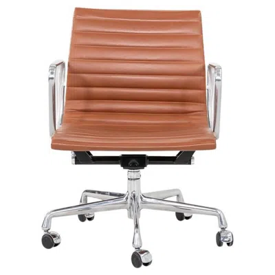 Pre-owned Charles And Ray Eames 2018 Herman Miller Eames Aluminum Group Management Desk Chair, Leather (1x) In Brown