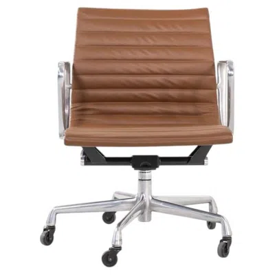 Pre-owned Charles And Ray Eames 2020s Herman Miller Eames Aluminum Group Management Desk Chair In Brown Leather