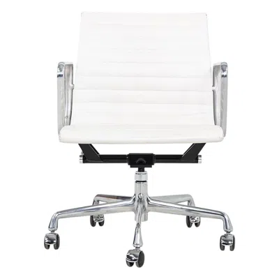 Pre-owned Charles And Ray Eames 2023 Herman Miller Eames Aluminum Management Desk Chair In White Leather