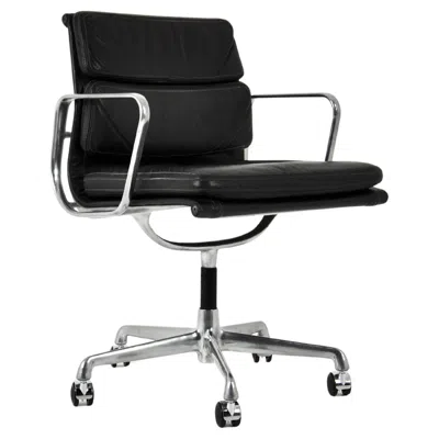 Pre-owned Charles And Ray Eames Black Leather Soft Pad Chair By  For Icf, 1970s