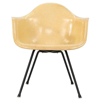Pre-owned Charles And Ray Eames C. 1953 Herman Miller Eames Fiberglass Arm Shell Max Chair With Black X Base