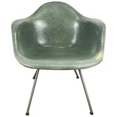 Pre-owned Charles And Ray Eames Classic Modernist  Arm Shell Lounge Chair, Zenith In Gray