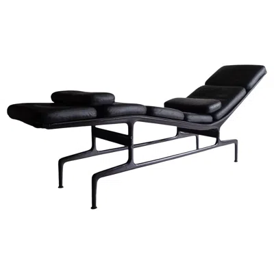 Pre-owned Charles And Ray Eames Eames "billy Wilder" Es106 Chaise Longue For Herman Miller In Black