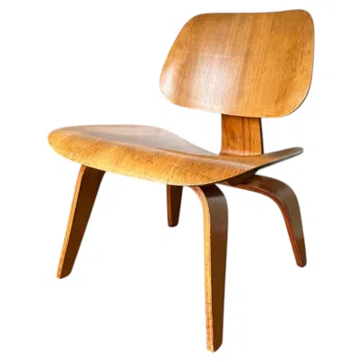 Pre-owned Charles And Ray Eames Early Lcw Lounge Chair, Charles & Ray Eames, Herman Miller Evans Products 1940s In Brown