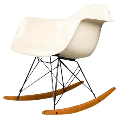 Pre-owned Charles And Ray Eames Herman Miller Charles Ray Eames Authentic Rar Rocking Chair In Sand