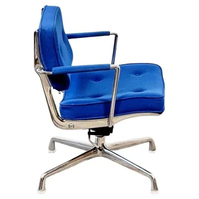 Pre-owned Charles And Ray Eames Herman Miller Es102 Intermediate Chair Design Charles & Ray Eames In Purple