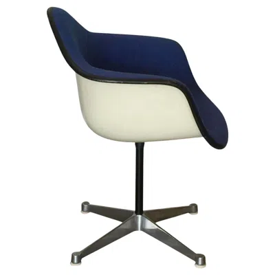 Pre-owned Charles And Ray Eames Impeccable Molded Swiveling Armchair By  In Black