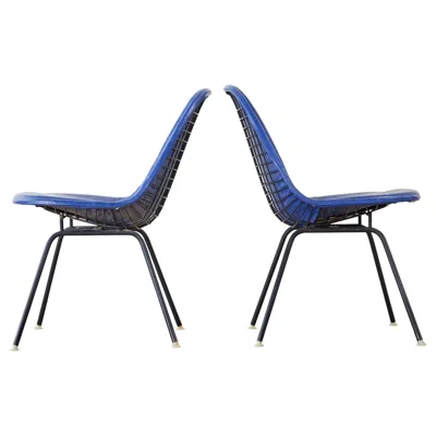 Pre-owned Charles And Ray Eames Pair Of Eames For Miller Mkx Wire Mesh Chairs In Purple