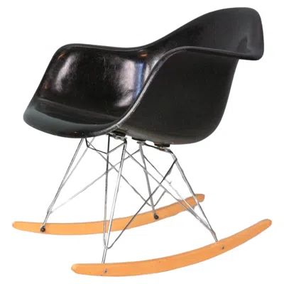 Pre-owned Charles And Ray Eames Charles & Ray Eames "rar" Black Original Rocking Chair, 1977