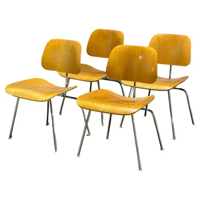 Pre-owned Charles And Ray Eames Set Of 4 - Herman Miller Eames Dcm Chairs In Brown