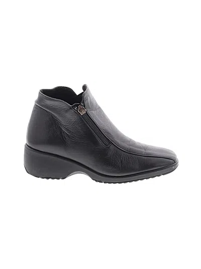 Pre-owned Charles Kids' Ankle Boots In Black