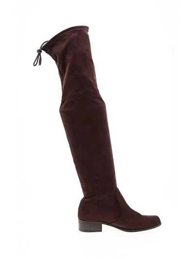 Pre-owned Charles By Charles David Boots In Burgundy