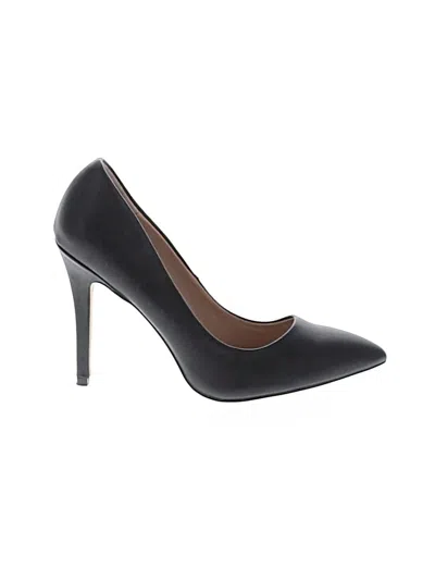 Pre-owned Charles By Charles David Heels In Black