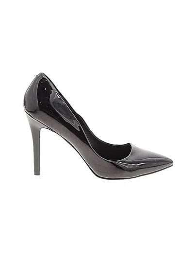Pre-owned Charles By Charles David Heels In Black