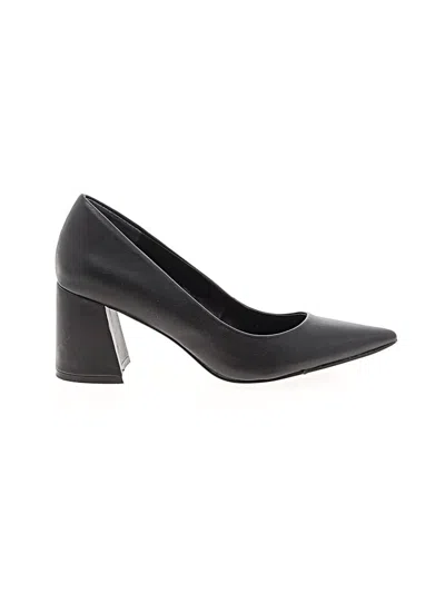Pre-owned Charles By Charles David Heels In Black