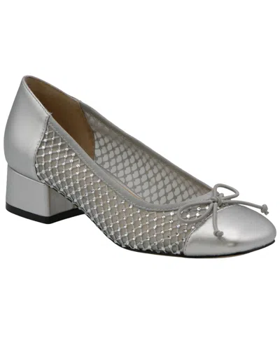 Charles By Charles David Zenith Pump In Silver
