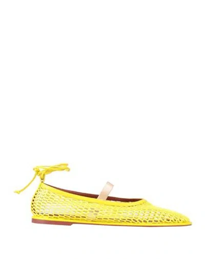 Charles Philip Milano Woman Ballet Flats Yellow Size 6 Leather, Textile Fibers