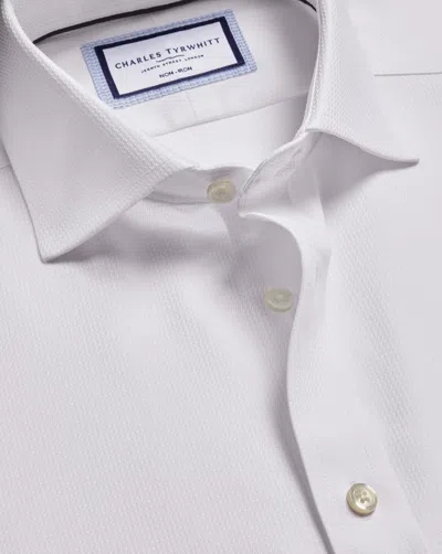 Charles Tyrwhitt Men's  Non-iron Stretch Burlington Weave Shirt
