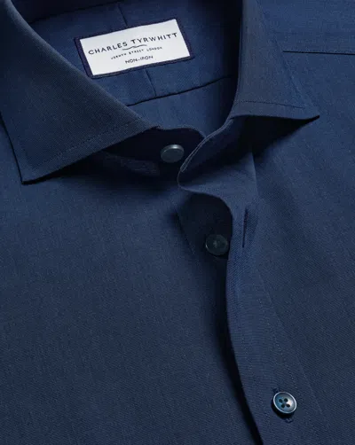 Charles Tyrwhitt Men's  Non-iron Stretch Poplin Shirt In Blue