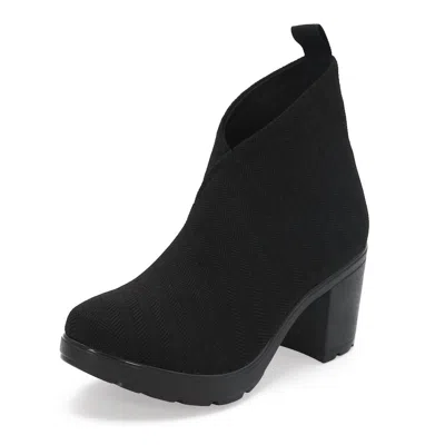CHARLESTON SHOE CO. WOMEN'S CYPRESS BOOT IN BLACK HERRINGBONE