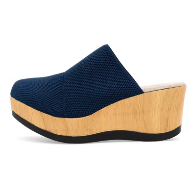 Charleston Shoe Co. Women's Frannie Slip On Clog In Navy In Multi